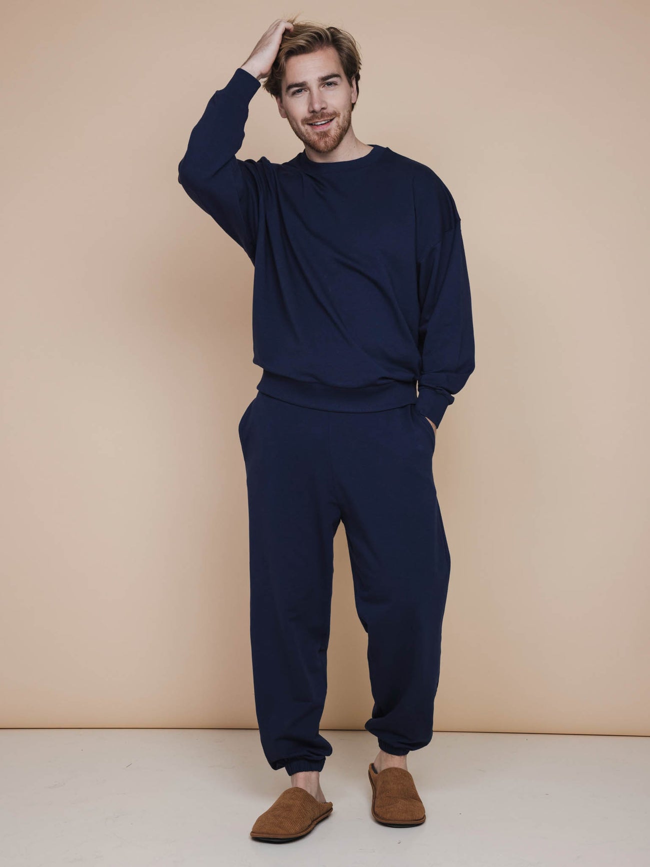 SNURK Slow Navy Sweater Unisex